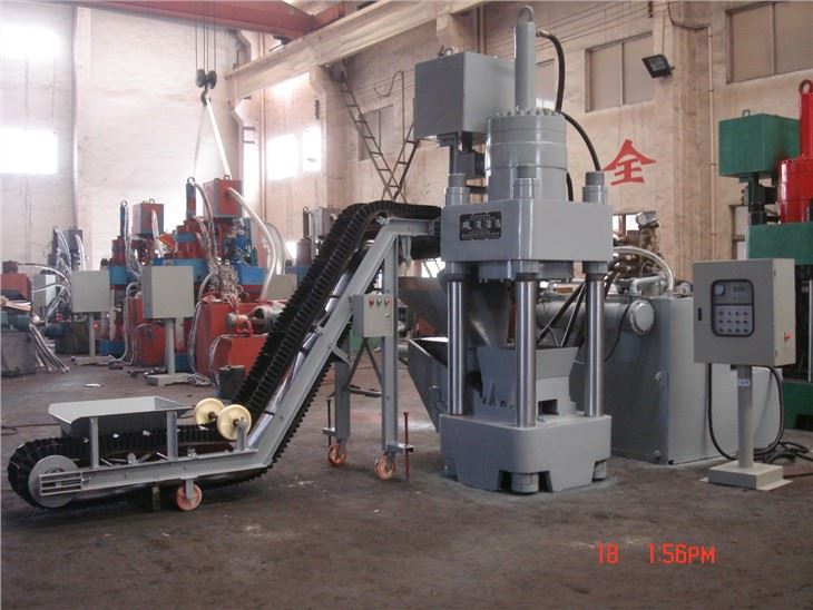 Pressa per balle idraulica in rame per rottami metallici