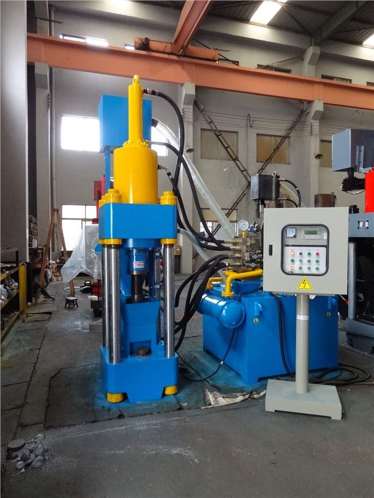 Controllo PLC bricchettatura trucioli di metallo