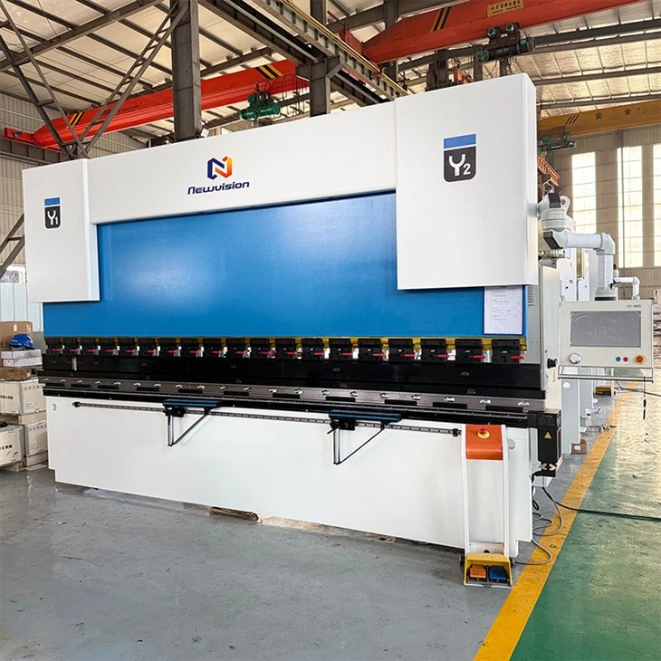 Piegatrice idraulica CNC